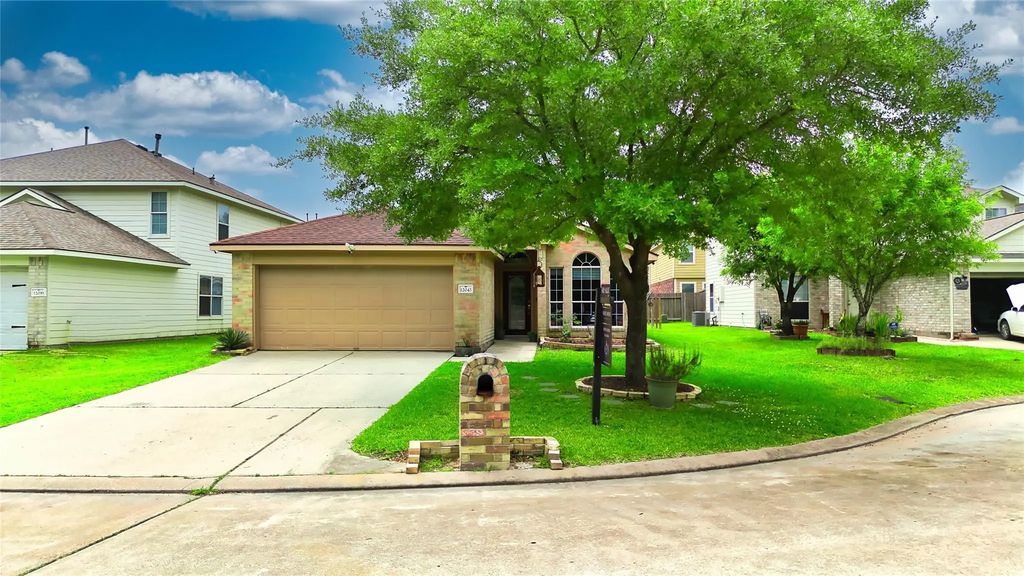 12043 Green Butte Court, Houston