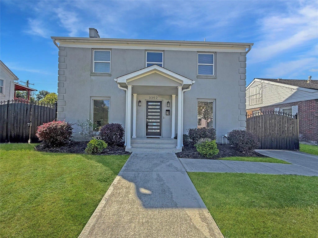 3352 Ozark Street, Houston