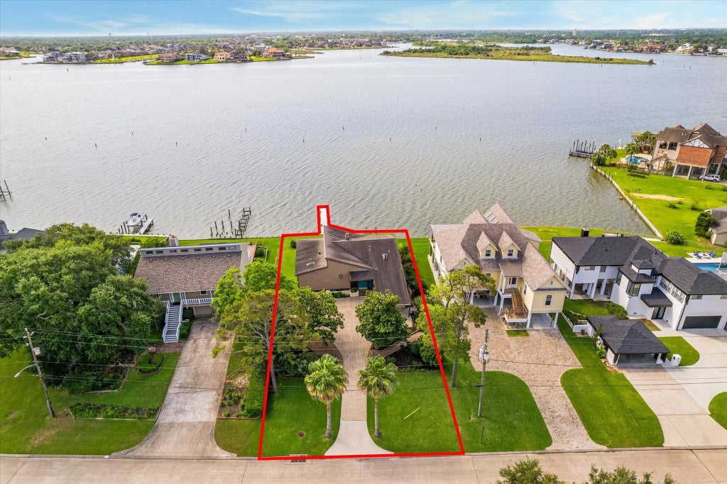 2414 Baycrest Drive, Houston