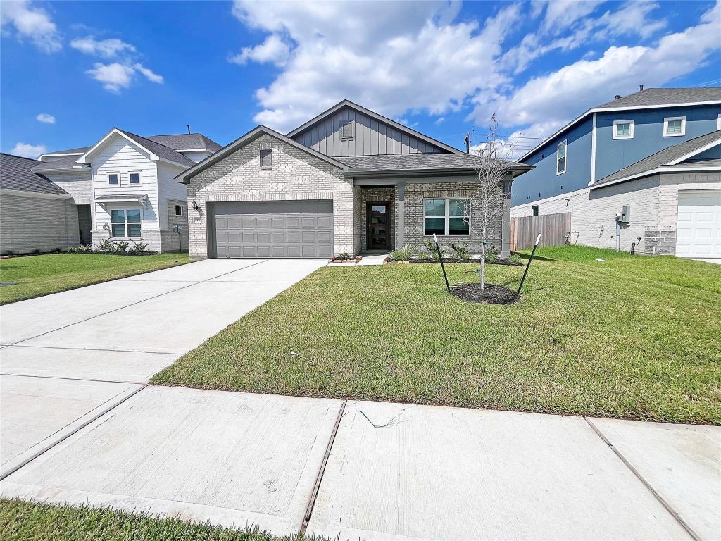 406 Kendall Crest Drive, Alvin