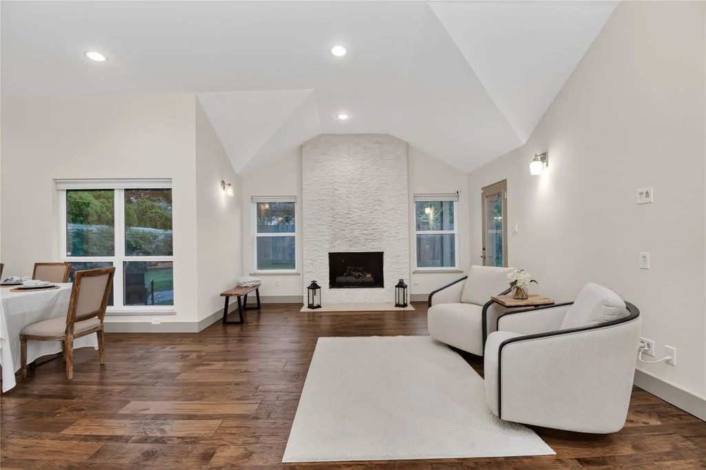 14603 Carolcrest Drive, Houston