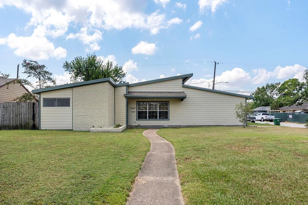 7527 Dearborn Street, Houston