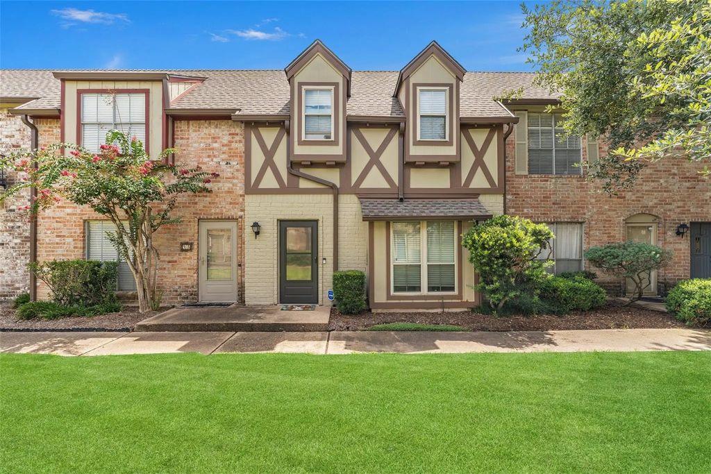 14723 Barryknoll Lane 99, Houston