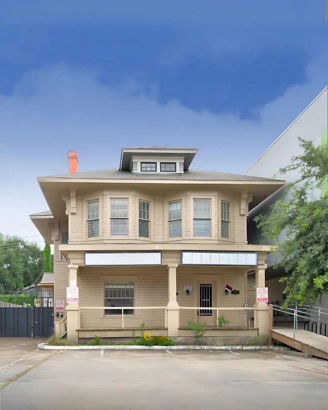 239 Westheimer Road, Houston