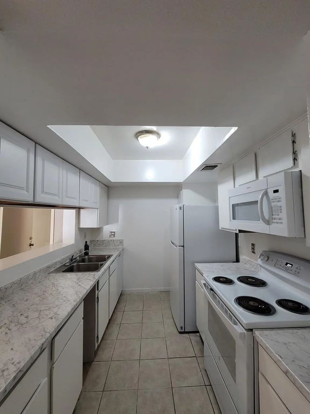 2814 S Bartell Drive 10, Houston