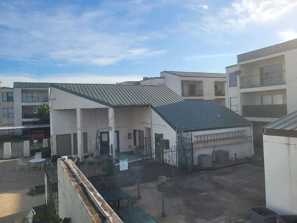 2826 S Bartell Drive 26, Houston