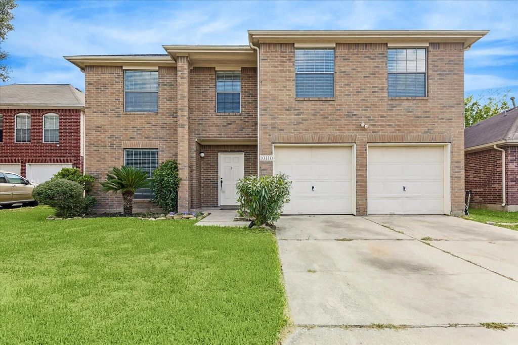 10110 Fallmont Court, Houston