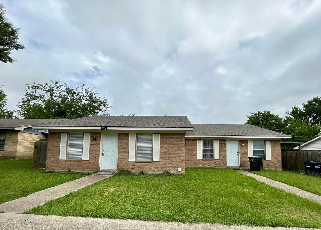 1404 Rescue Court, College Station