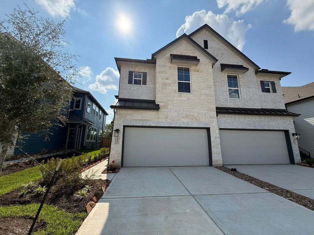 155 W Coralburst Loop, Montgomery