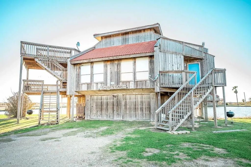 282 Private Road 640 27, Matagorda