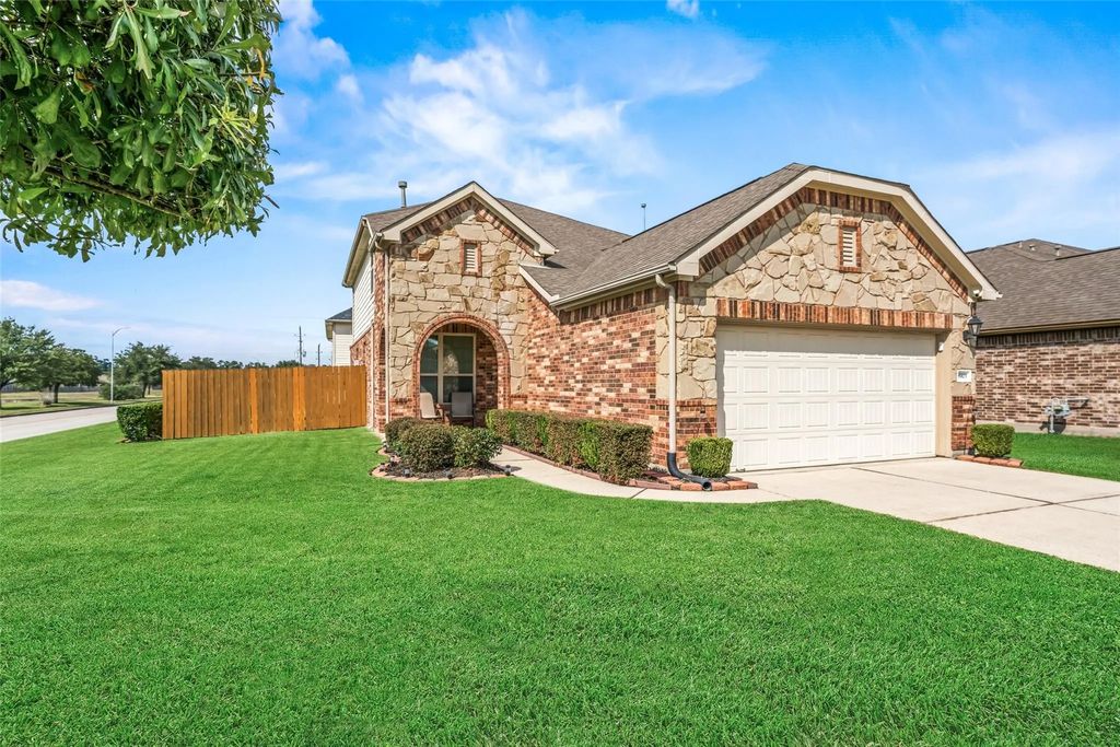 8903 River Dale Canyon Lane, Humble