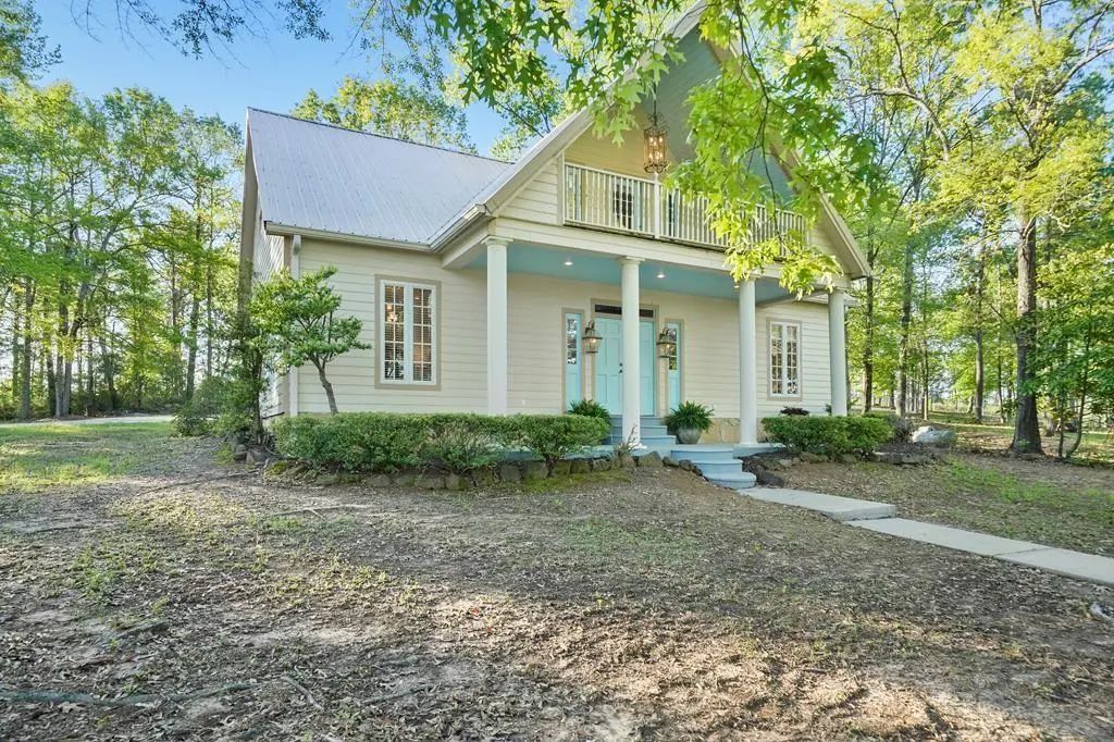 245 Shadow Drive, Hemphill