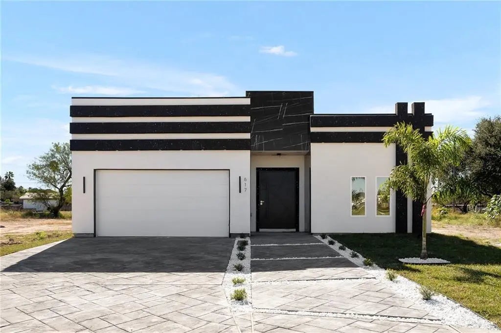 617 Diego Court, Donna