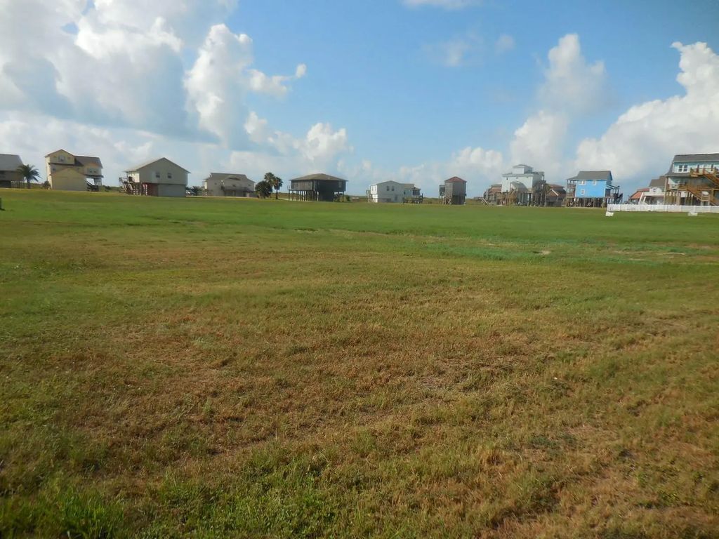 146 Private Road 640, Matagorda