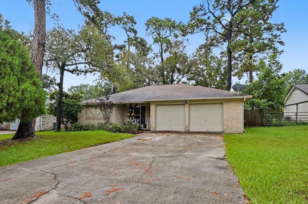 3423 Dawnwood Drive, Spring