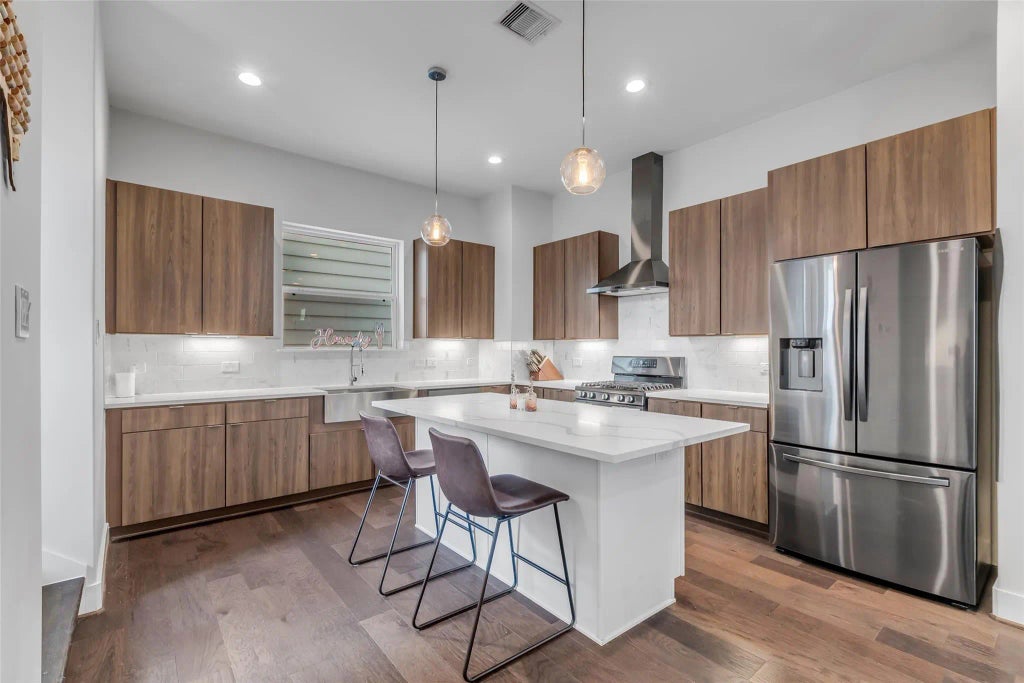 413 N Nagle Street B, Houston