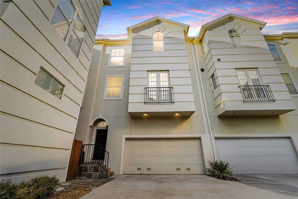 5610 Kiam Street D, Houston