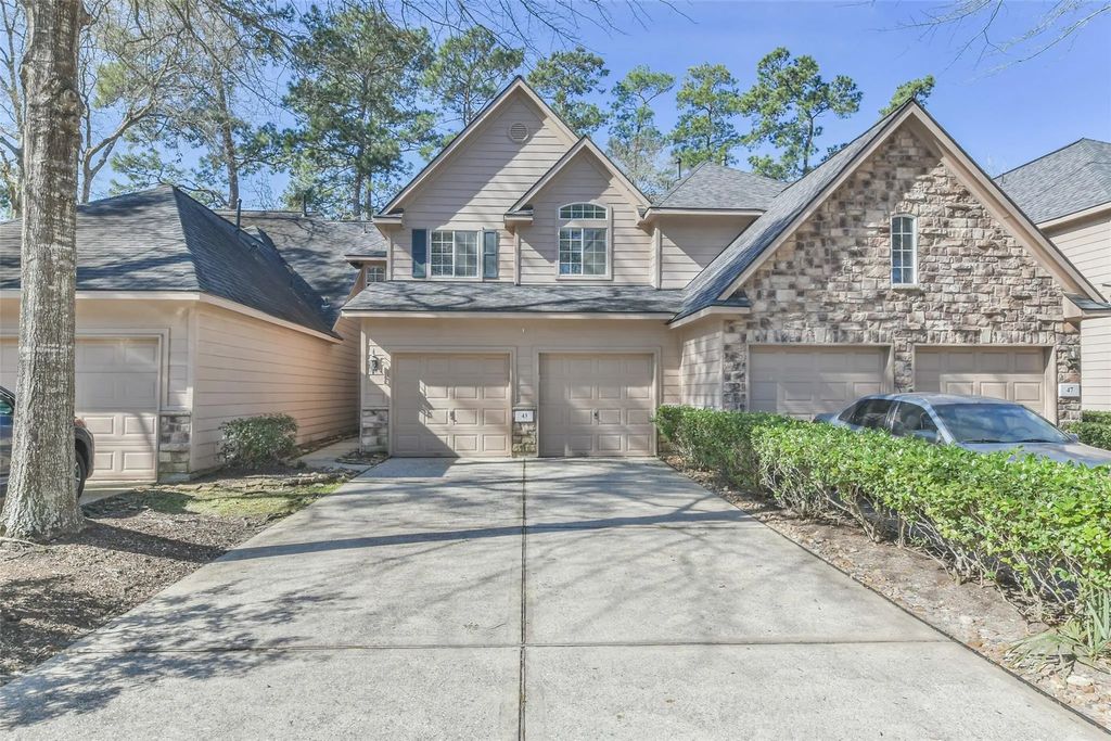 43 Alderon Woods Place, The Woodlands