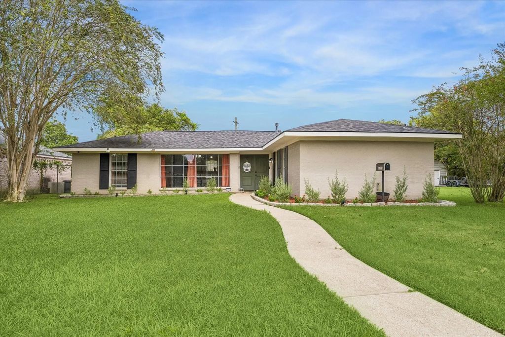 2703 Newman, Liberty