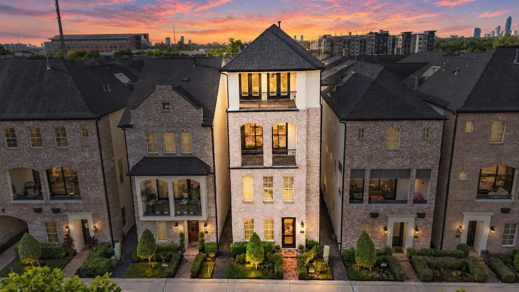 6027 Matthew Oaks Place, Houston