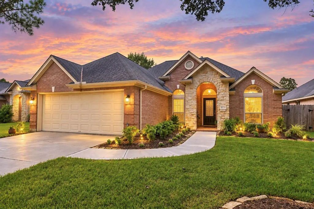 18214 Eden Trails Lane, Houston