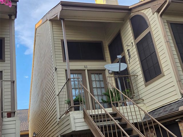 2425 Holly Hall Street 60, Houston