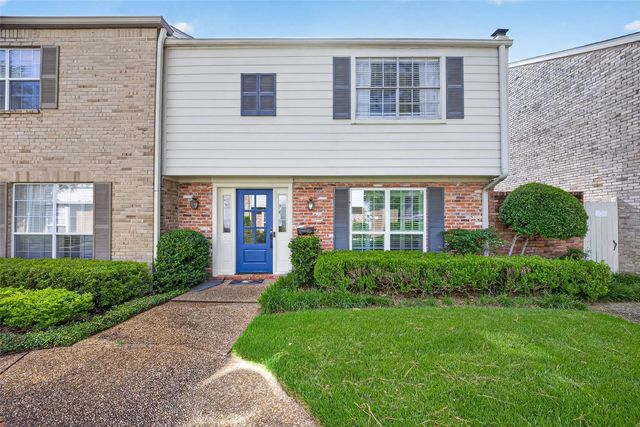 12618 Huntingwick Drive 100, Houston