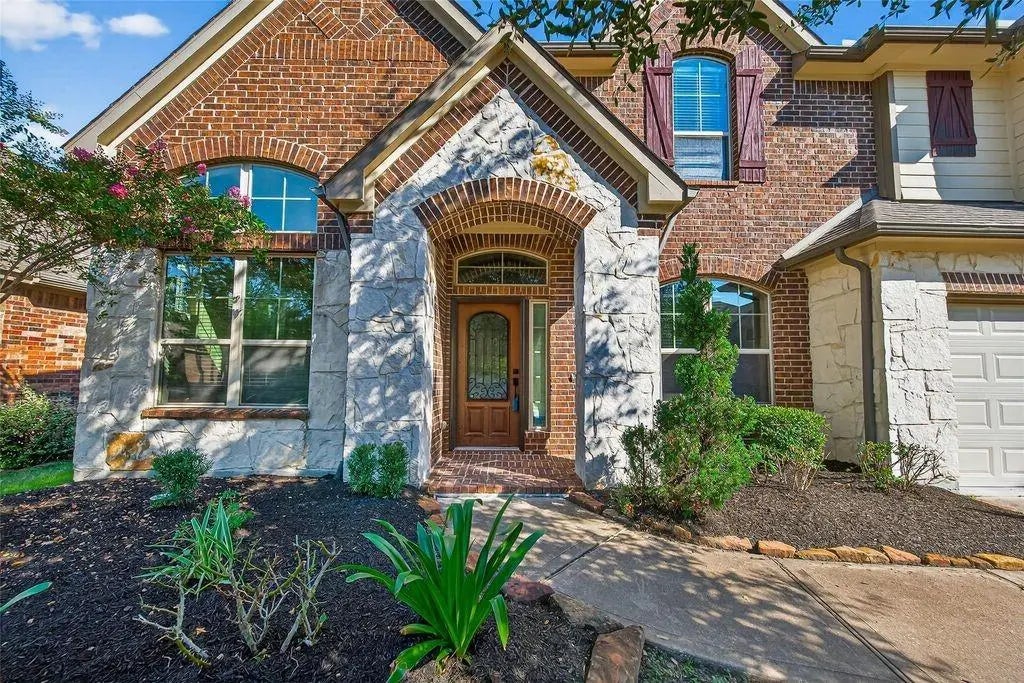 22743 Adrift Row Lane, Porter