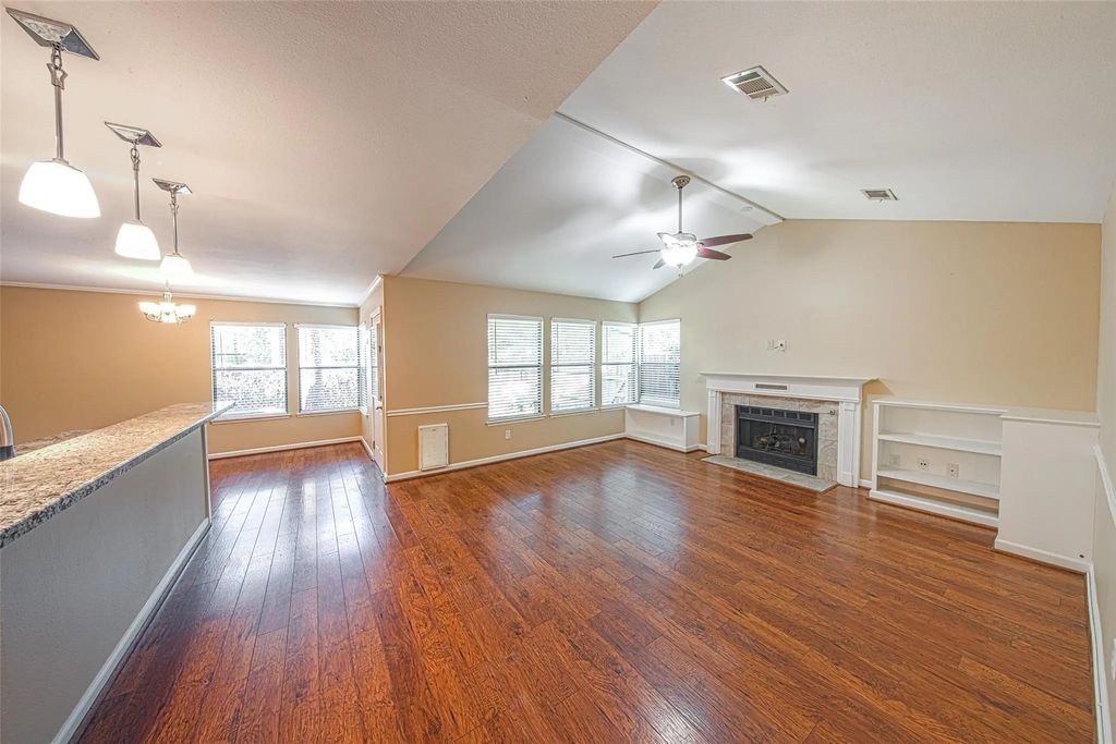 49 Sawmill Grove Lane, The Woodlands