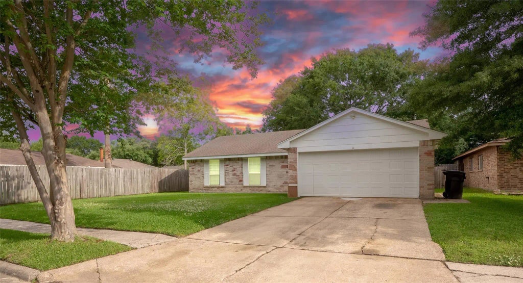 9807 Toucan Lane, Conroe