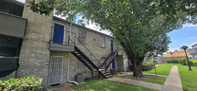 9700 Leawood Boulevard 1002, Houston