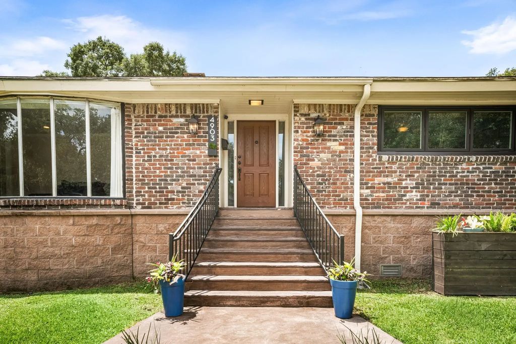 4903 Heatherglen Drive, Houston
