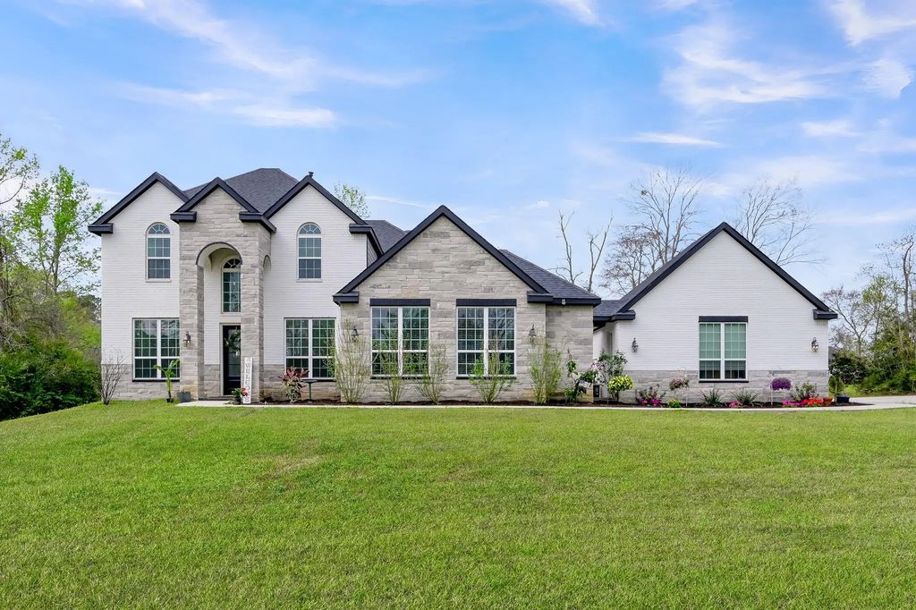 14626 Sterling Court, Willis