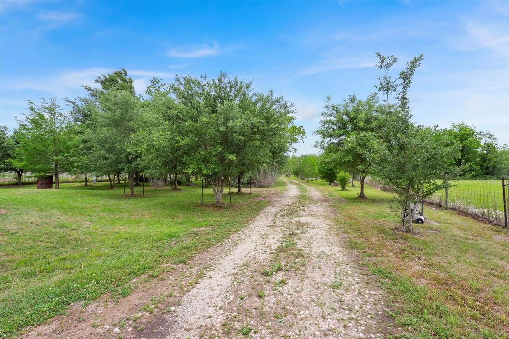 3650 Rivers Road, Pearland