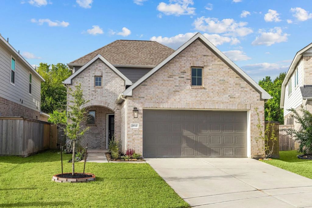 21647 Alberta Forest Circle, Magnolia