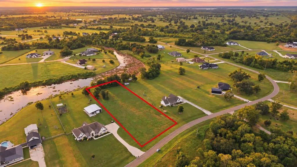 22411 Pittman Drive, Angleton