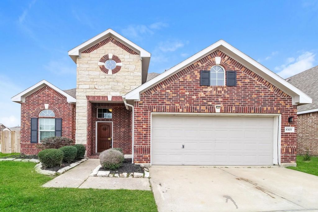 8303 Egret Bay Circle, Baytown