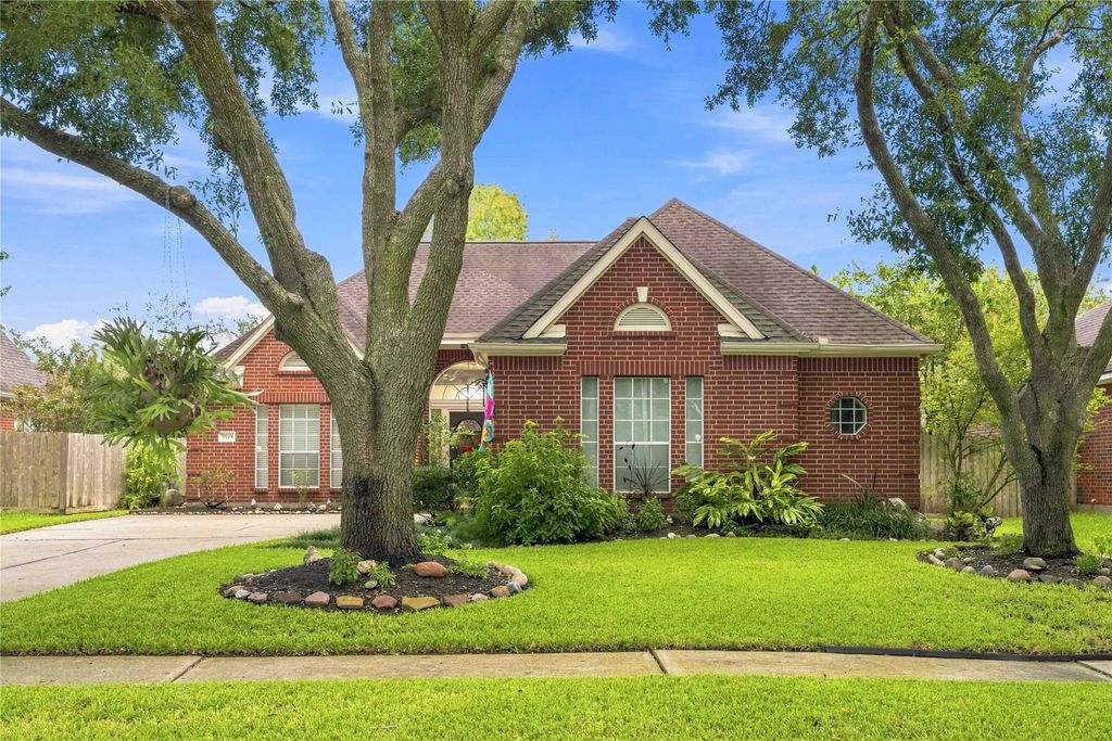 4118 Laurette Court, Sugar Land