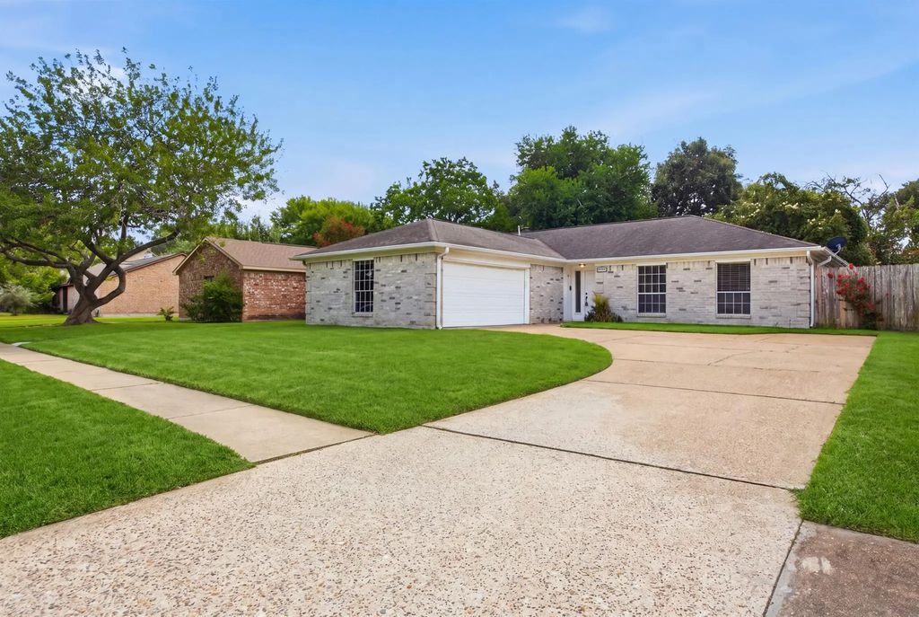 22603 Deville Drive, Katy