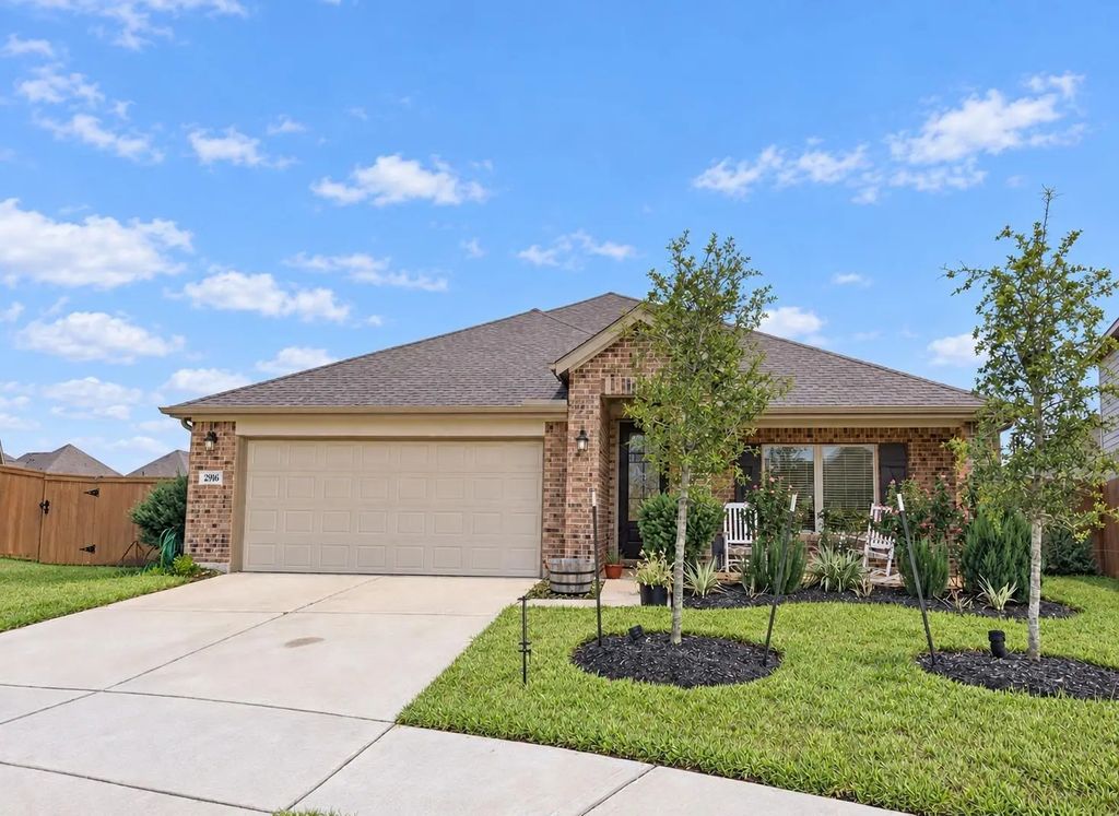 2916 Eden Lake Lane, Katy
