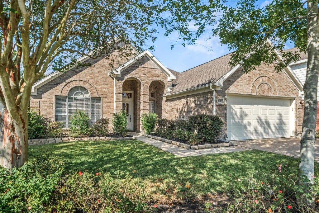 2826 Foxden Drive, Pearland