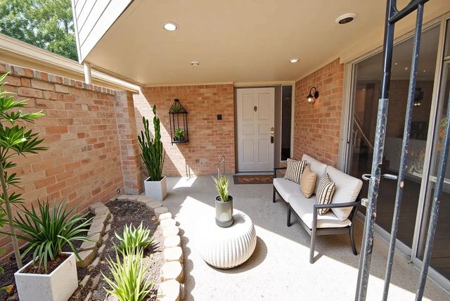 738 Country Place Drive Drive C, Houston