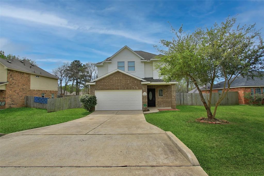 12339 Ridgecrest Drive, Willis