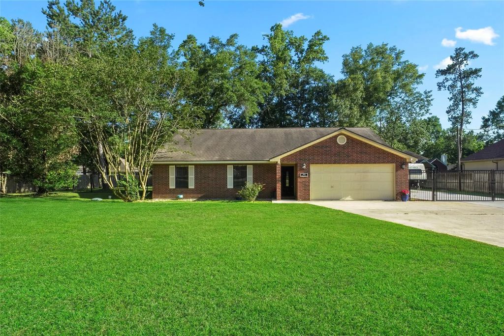 7415 Revelwood Drive, Magnolia