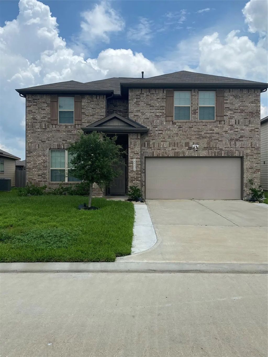 10106 Heatherstone Way, Houston