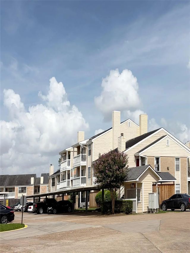 2750 Holly Hall Street 1714, Houston