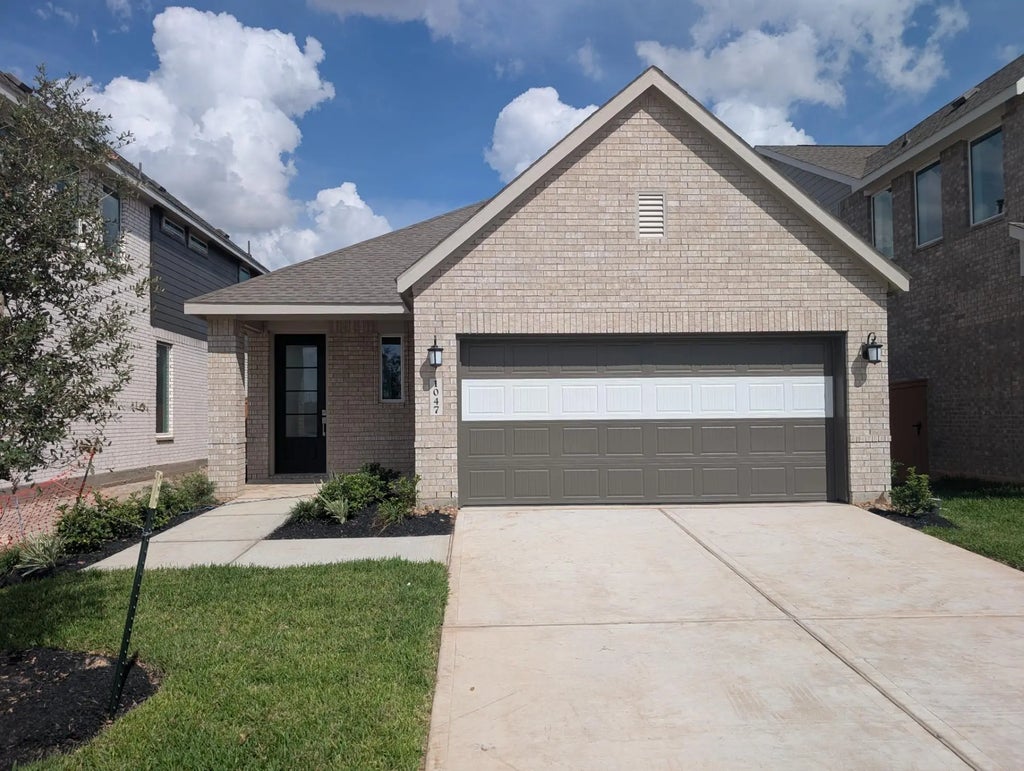 1047 Blue Stone Drive, Beasley