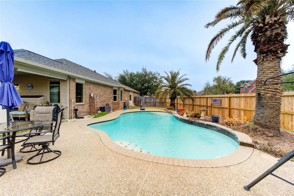 1908 Ivy Arbor Court, Pearland