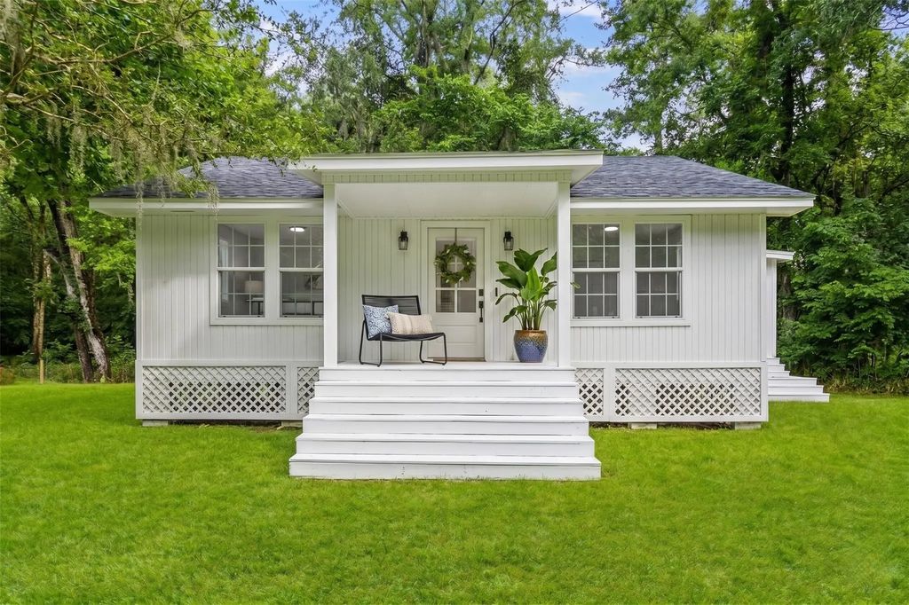 600 Wilderness Road, Point Blank