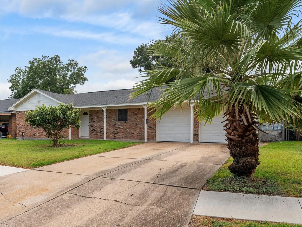 2408 Blueberry Lane, Pasadena